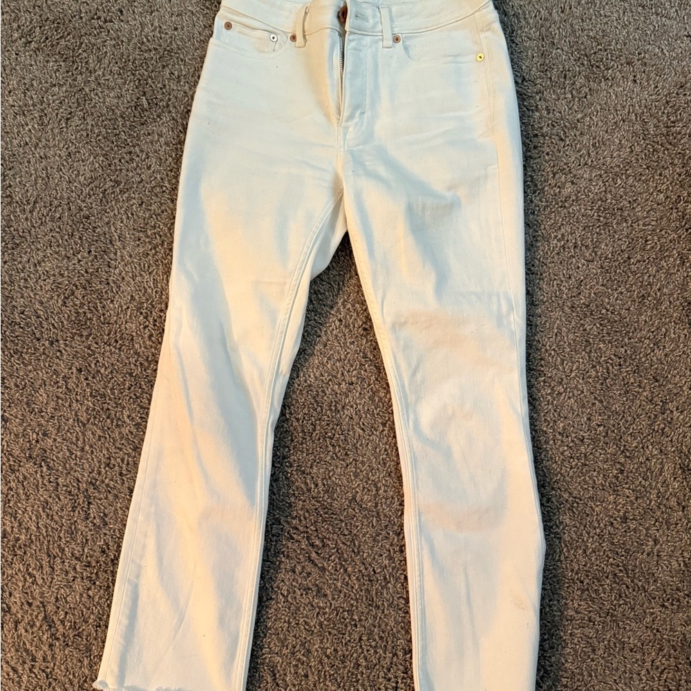 Vineyard Vines Women's Straight Leg Cream Jeans